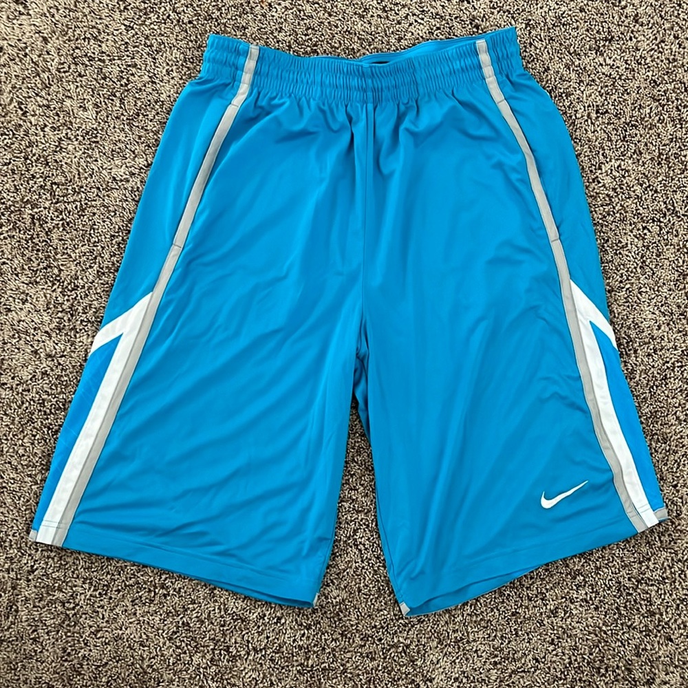 Nike Basketball Kobe 24 shorts size L.